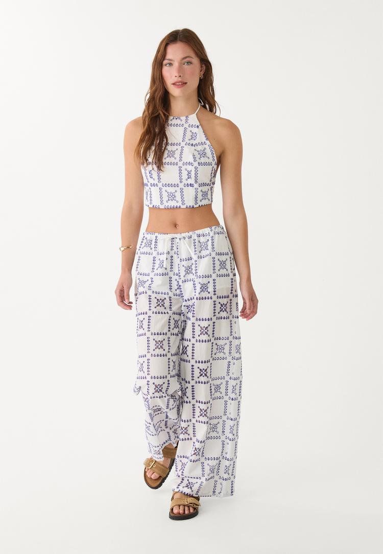 pantalon bordado azul