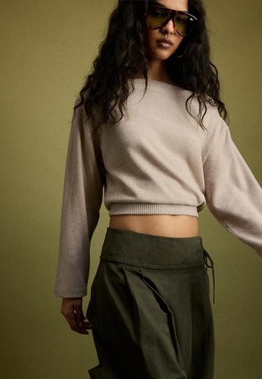 Boat neck T-shirt with waistband — Stone 1