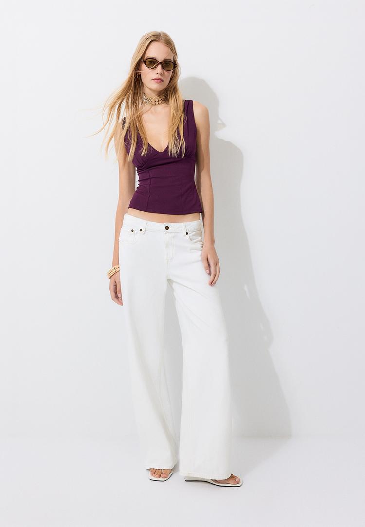 Stradivarius Top Uz Tijelo Sa Širokim Naramenicama Purple L