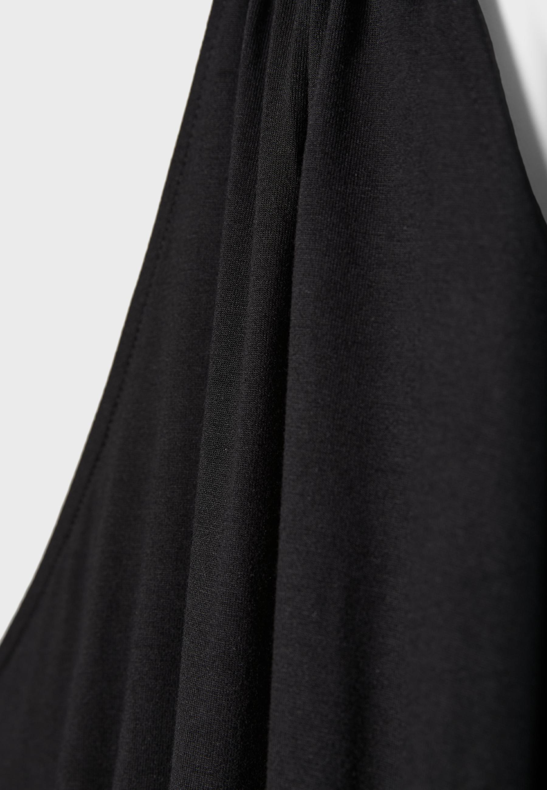 Halter dress — Black