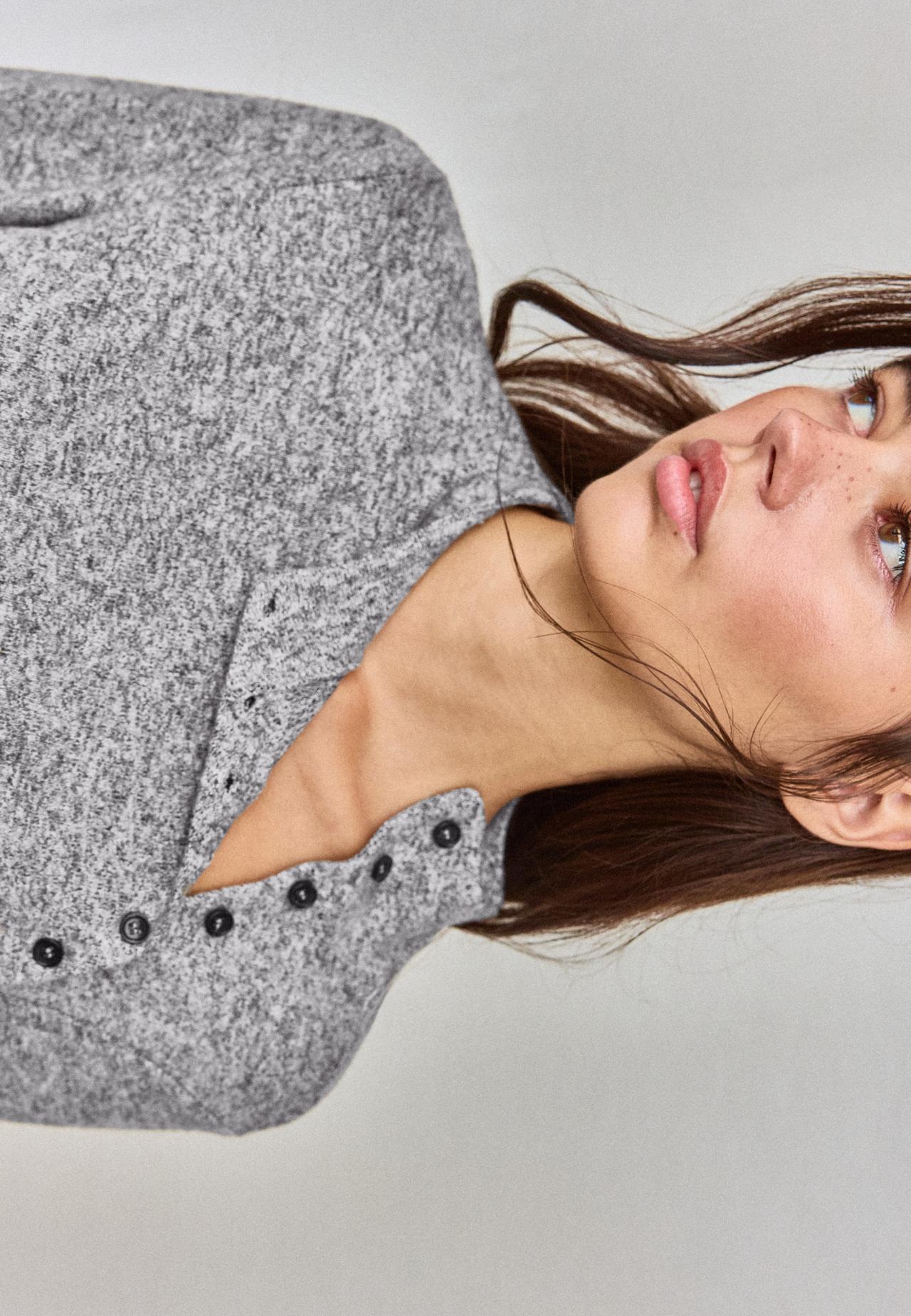 Funnel neck button sweater — Grey melange