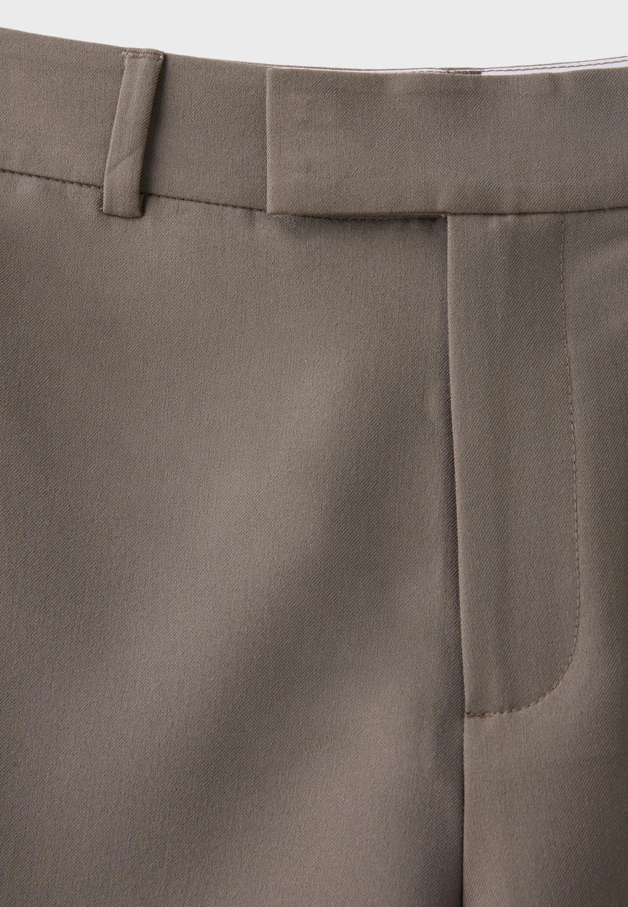 Smart shorts with belt loops — Brown