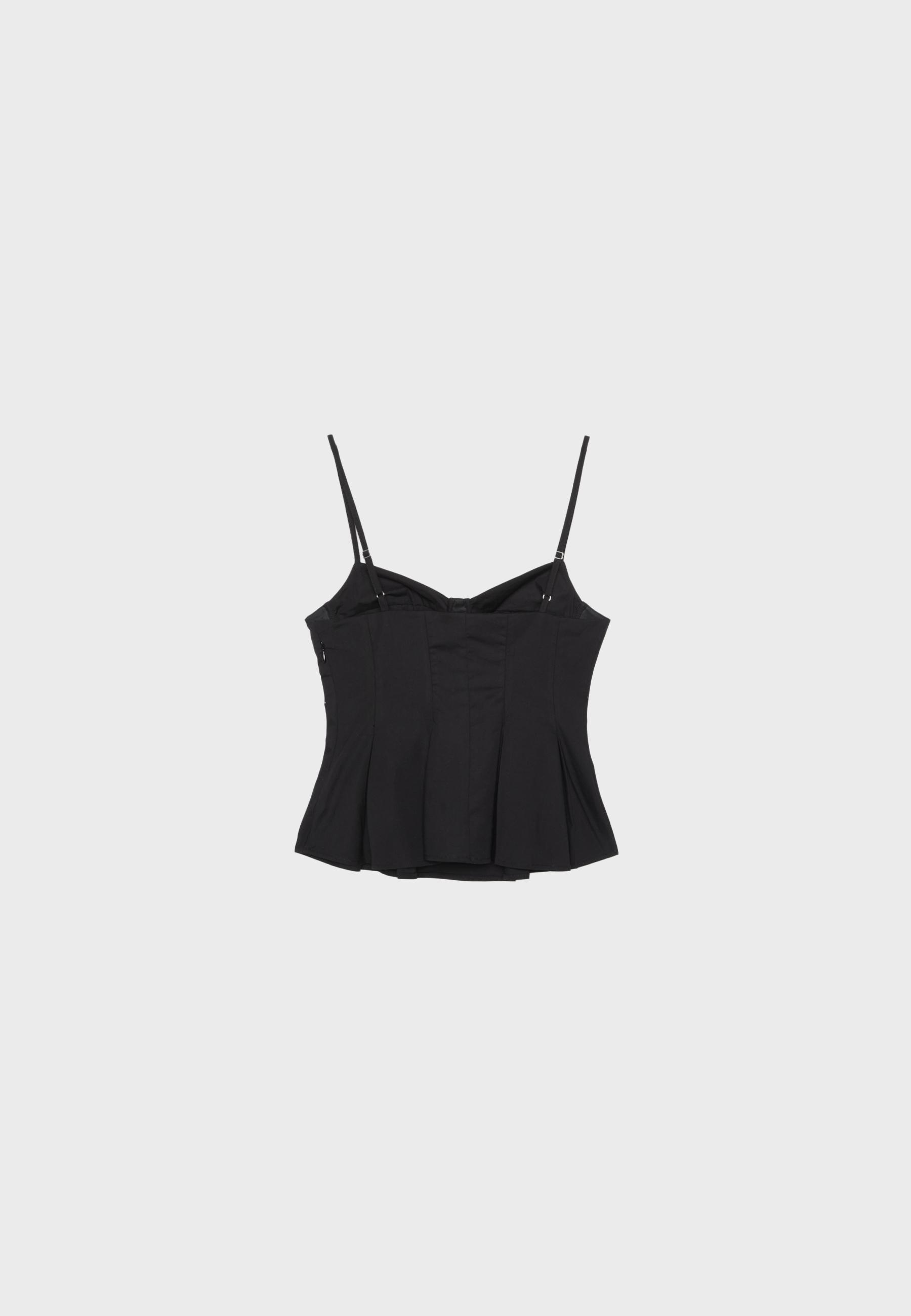 Fitted pleated top — Black