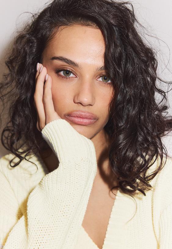 Stradivarius Button-Up Knit Cardigan Ecru S