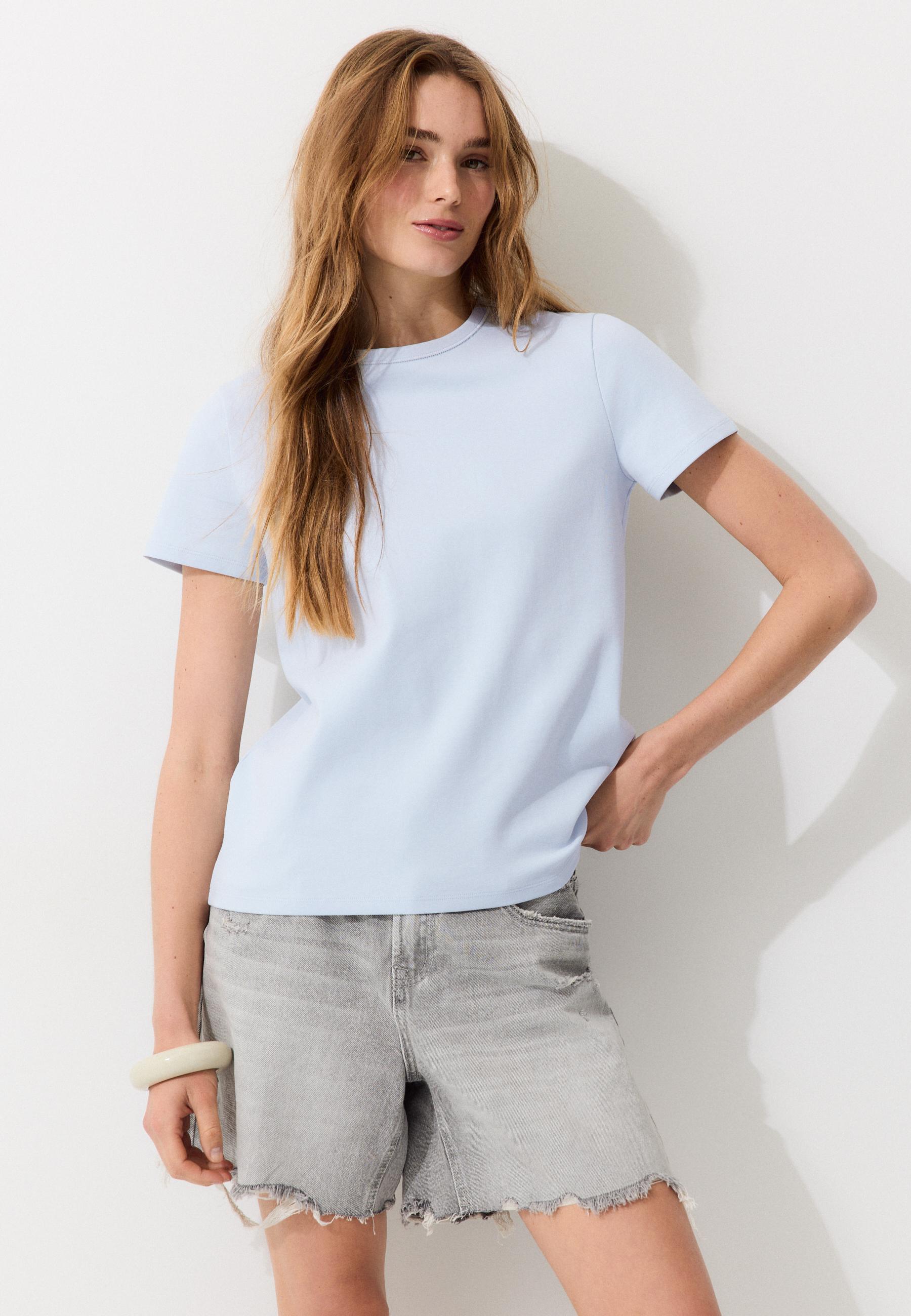 B02 Soft-touch regular basic T-shirt — Sky blue