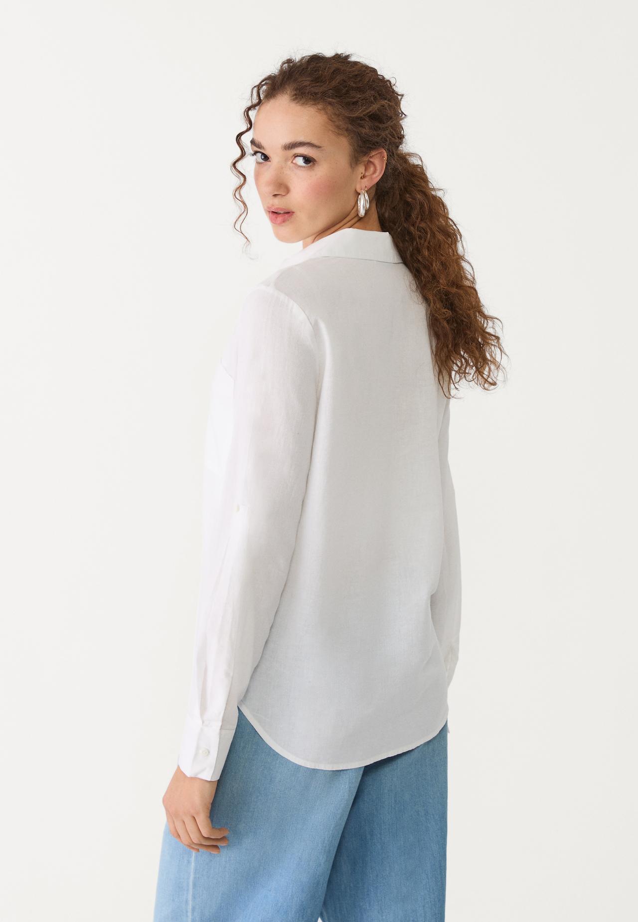 Linen blend shirt with pocket — White