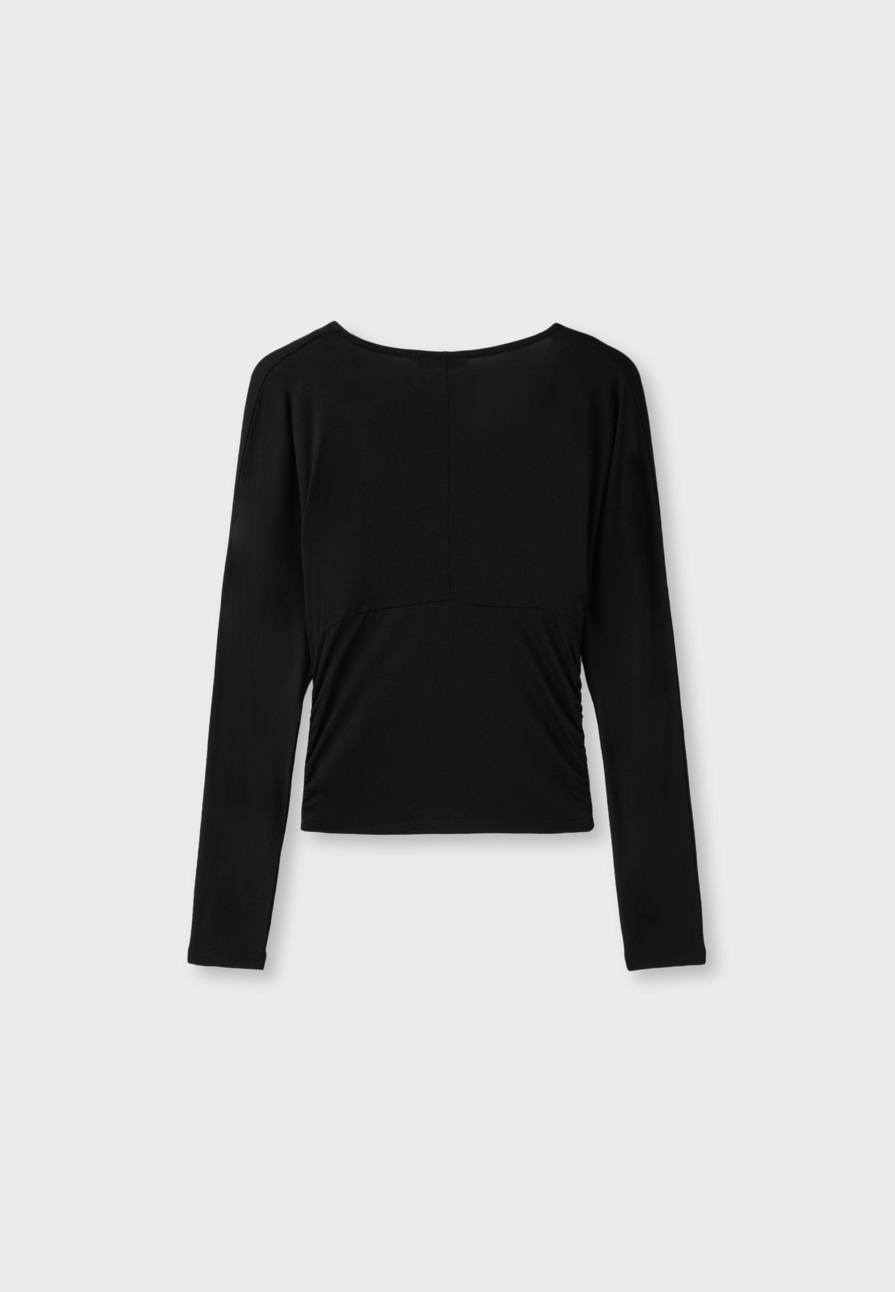 Long sleeve V-neck T-shirt — Black