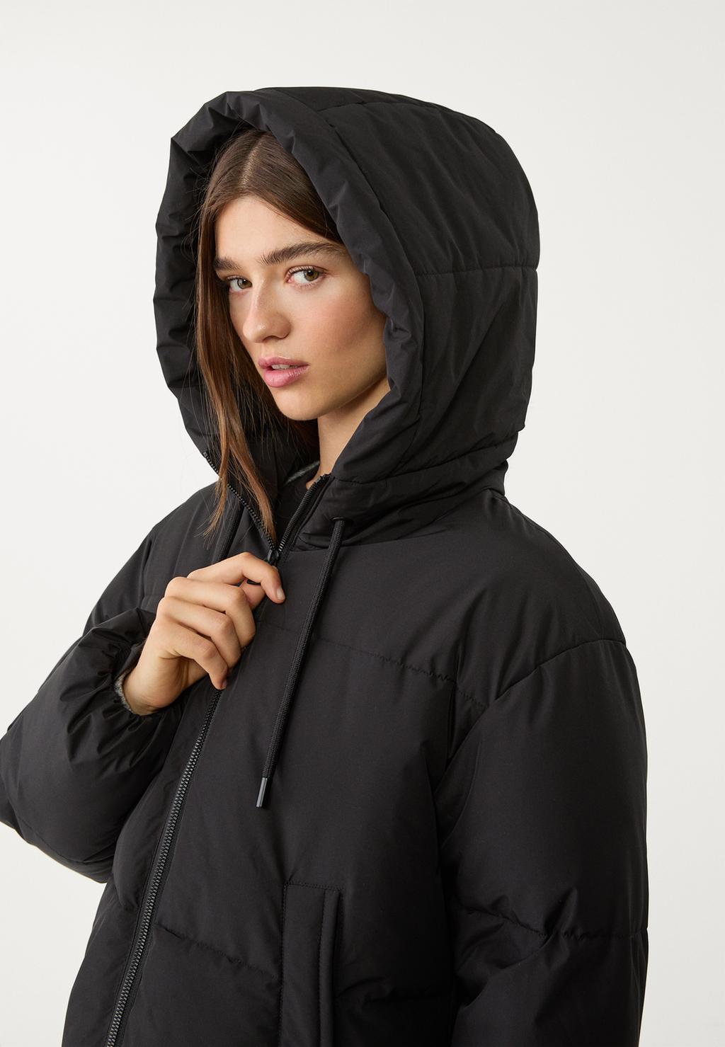 Oversize puffer jacket with hood
