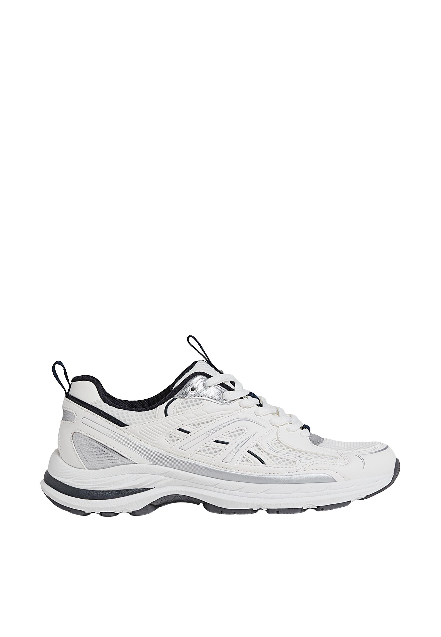 Trainers with detail — WHITE