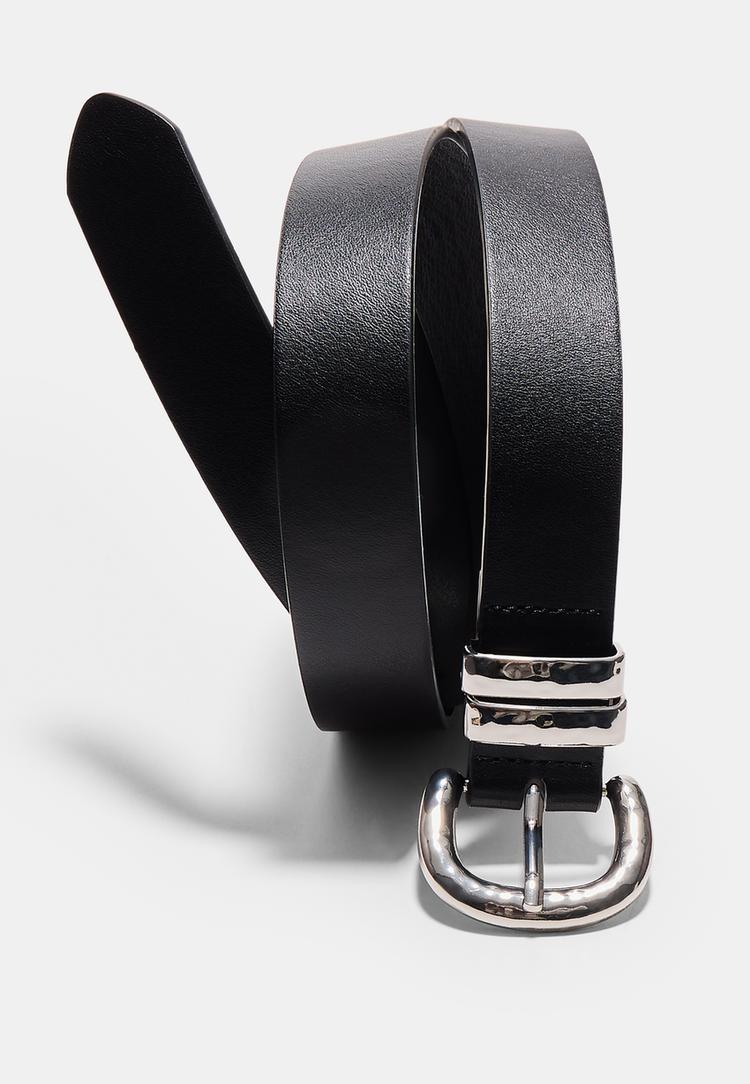 Stradivarius Βασικη Ζωνη Με Σφυρηλατημενη Αγκραφα Μαύρο 90 φωτογραφία