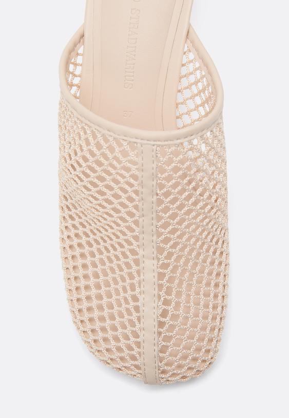 Stradivarius Chaussures Ouvertes À Talon Aiguille Et Résille Écru 38