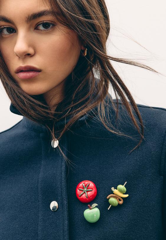 Stradivarius Set Of 3 Combined Food Pins Gold Os