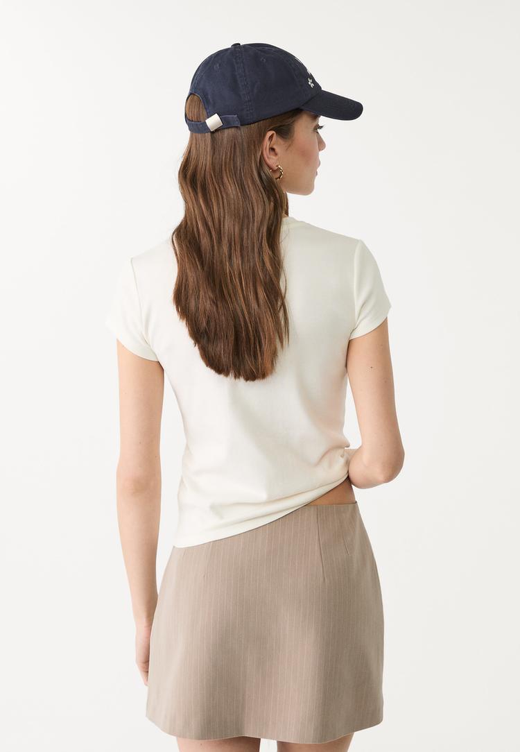 camiseta fitted butter