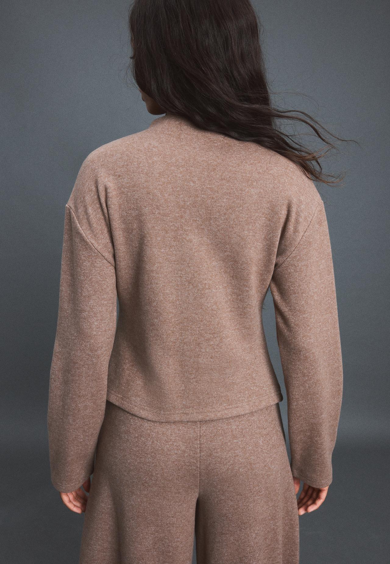 Stand collar knit cardigan — Brown