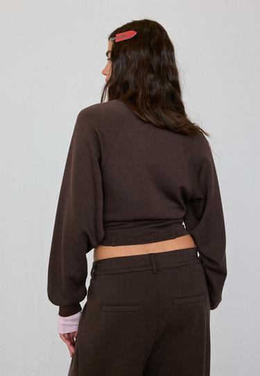 Soft-touch sweatshirt with fitted waist — Brown 6