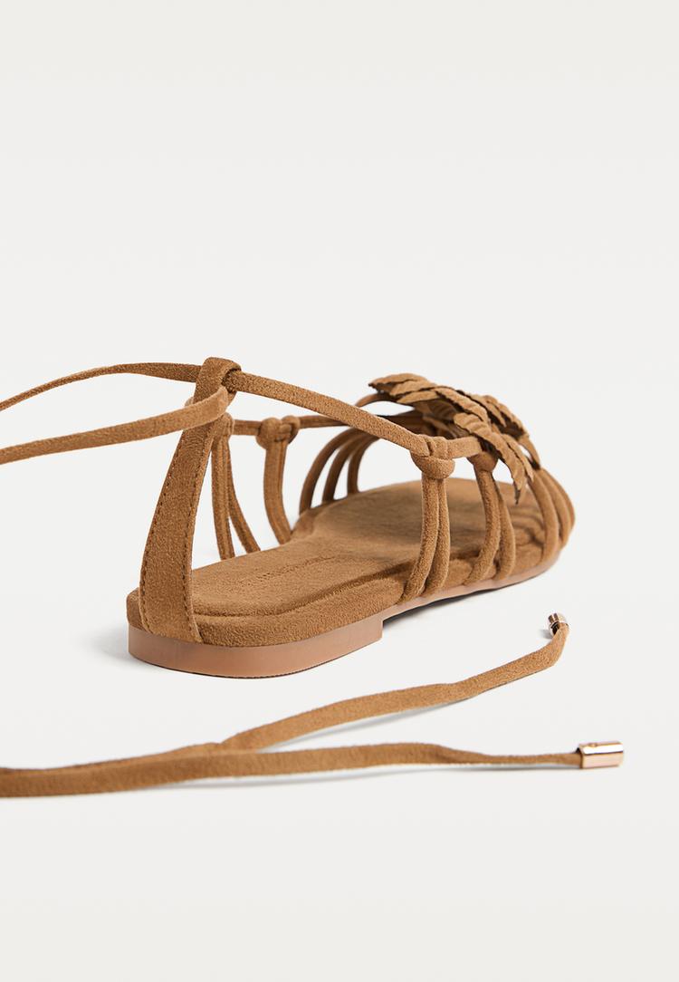 sandalia plana flor