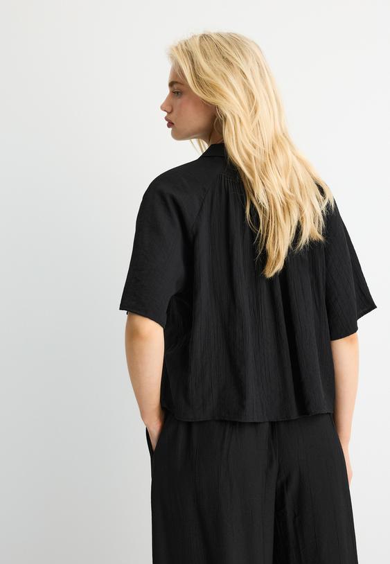 camicia fluida con bottoni