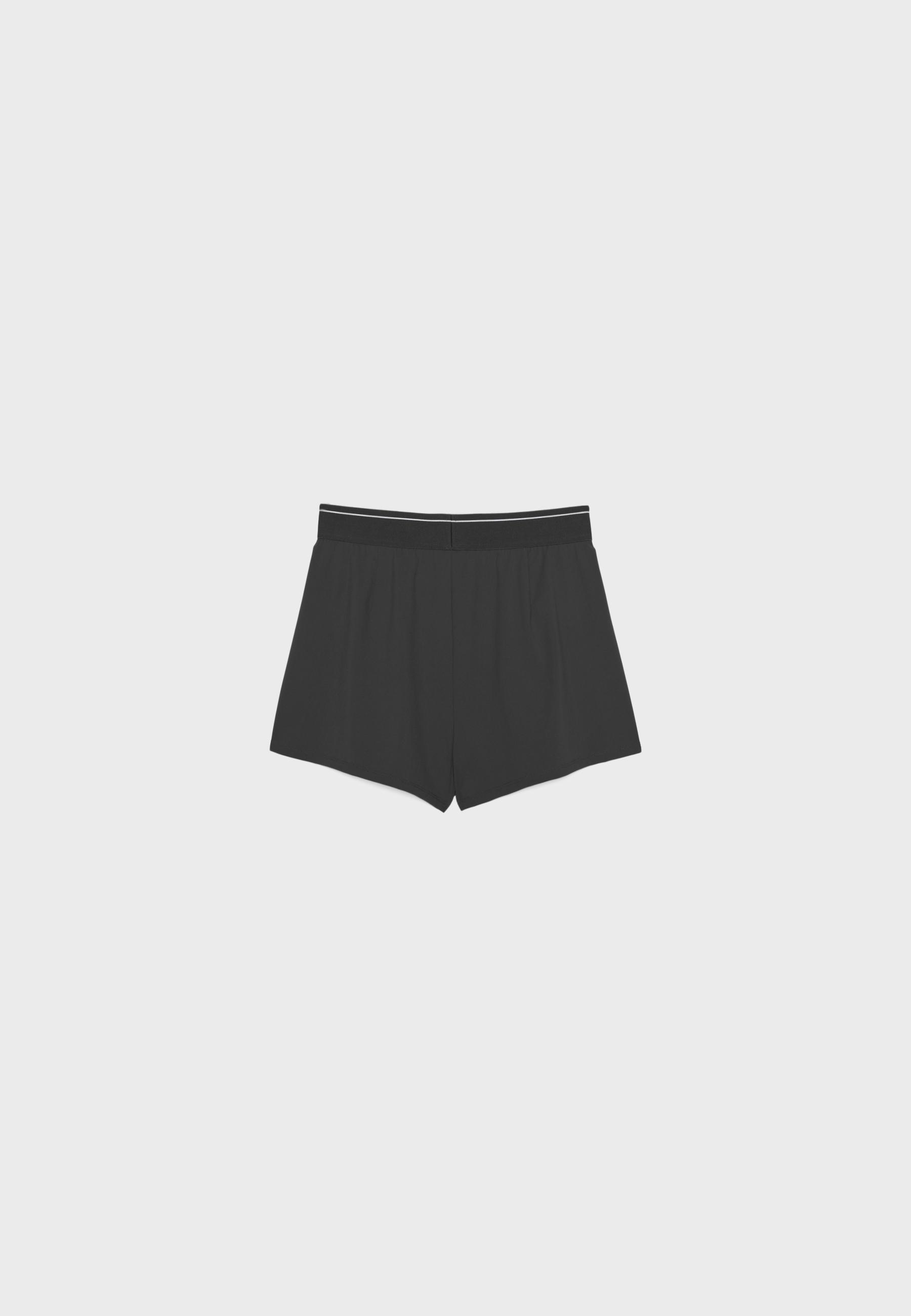 Smart shorts with elasticated waistband — Black