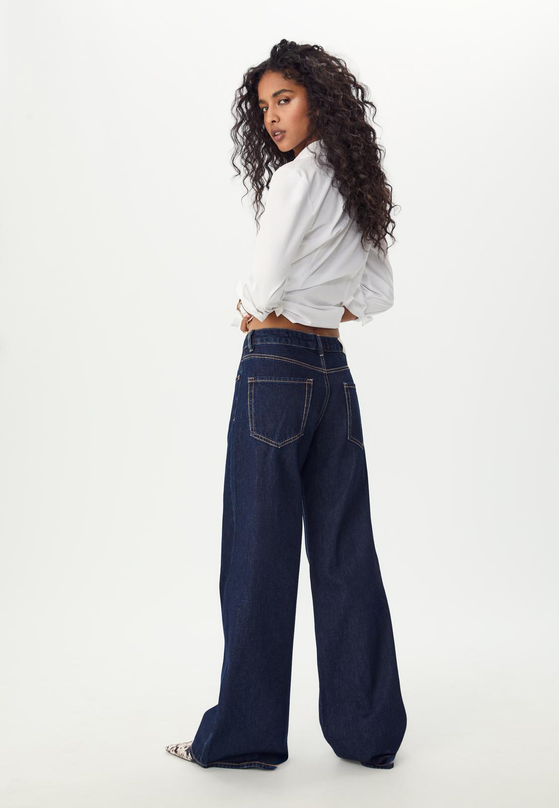 D91 Low wide-leg jeans Women's Petite Tall Stradivarius