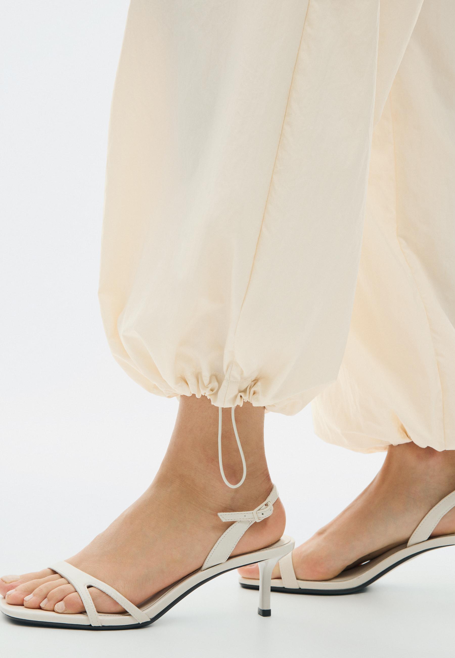 Heeled cut-out strap sandal — ECRU
