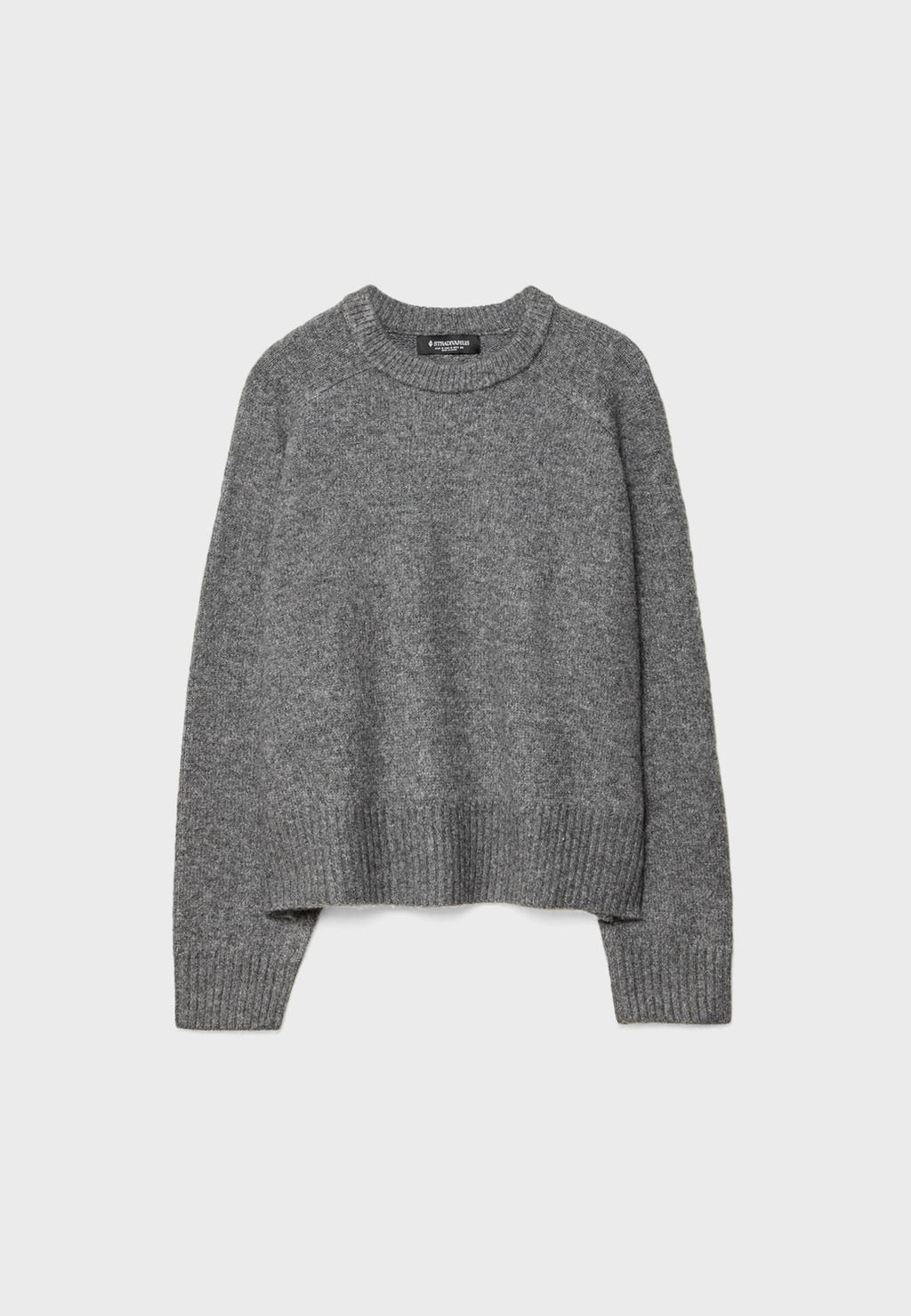 Podstawowy sweter z miękkiej dzianiny