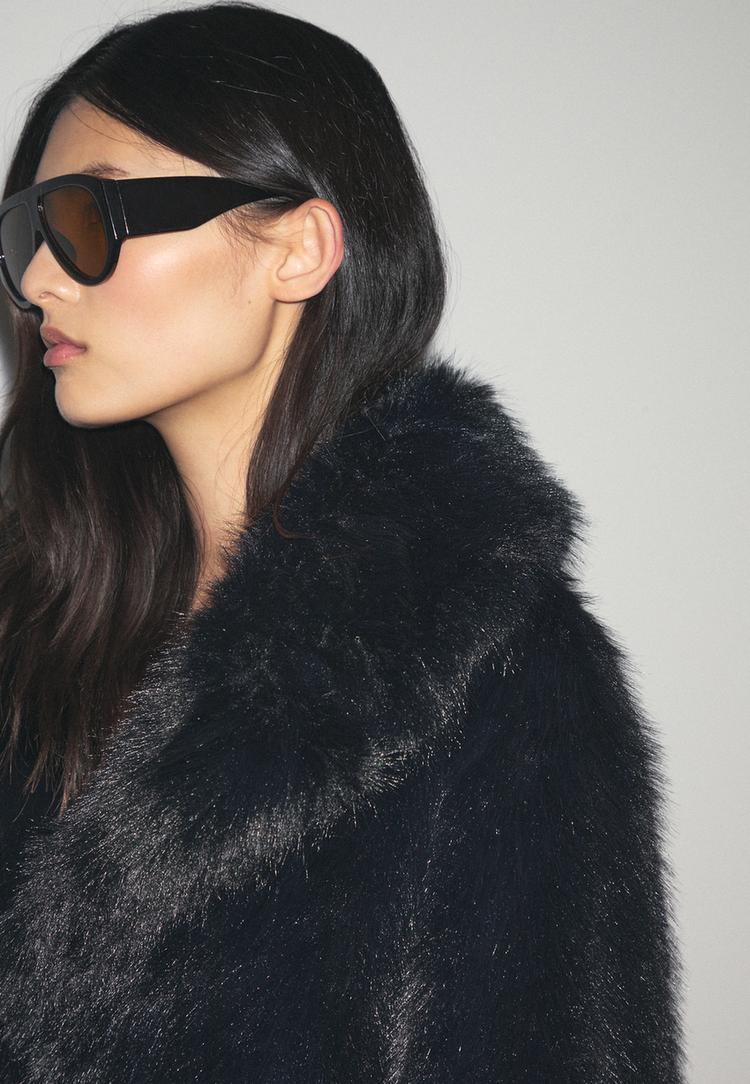 regular fit faux fur coat