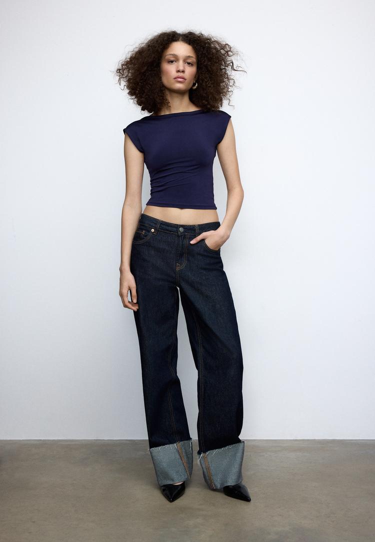 tshirt-mit-freiem-rucken