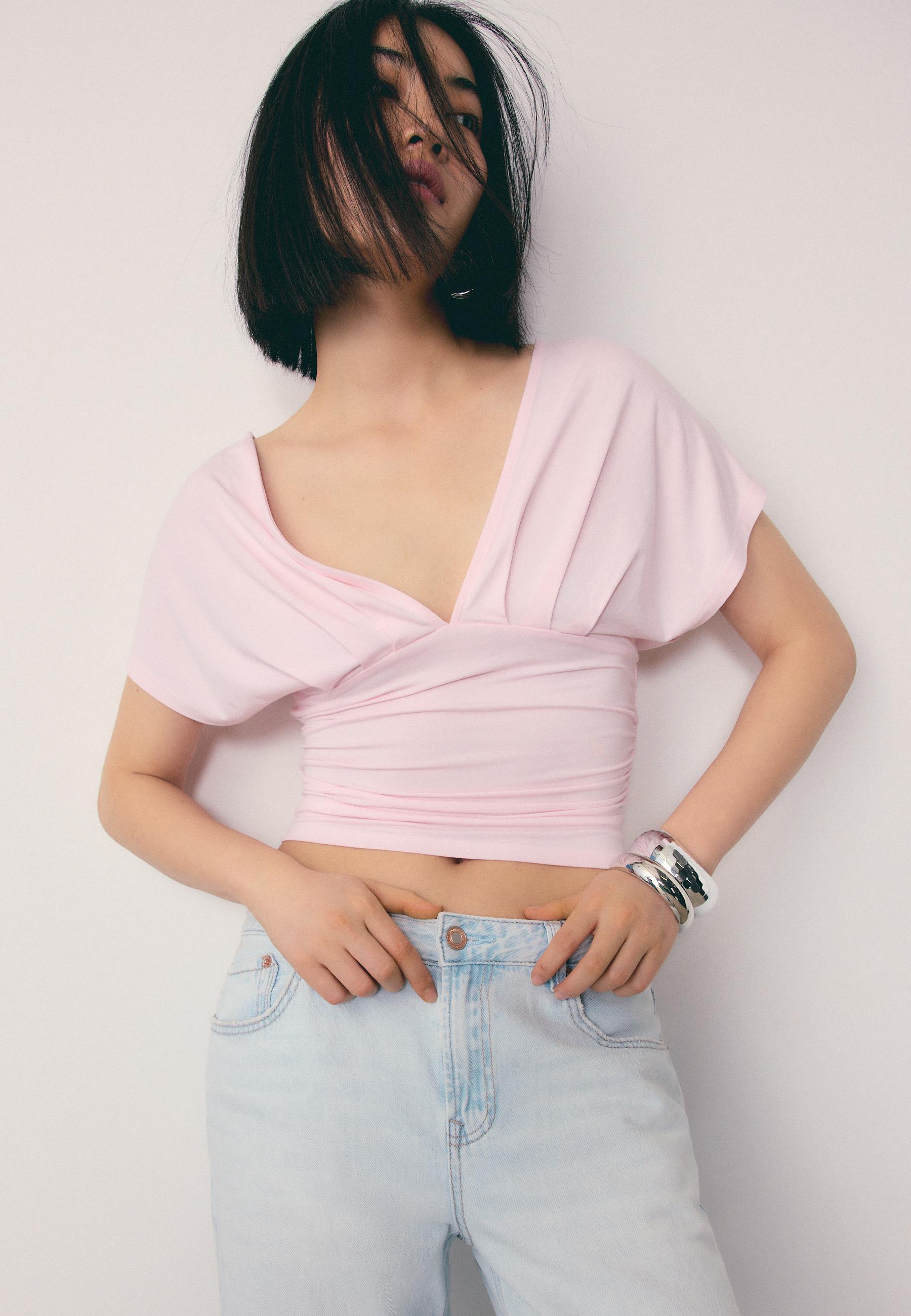 V-neck top with sash — Salmon pink