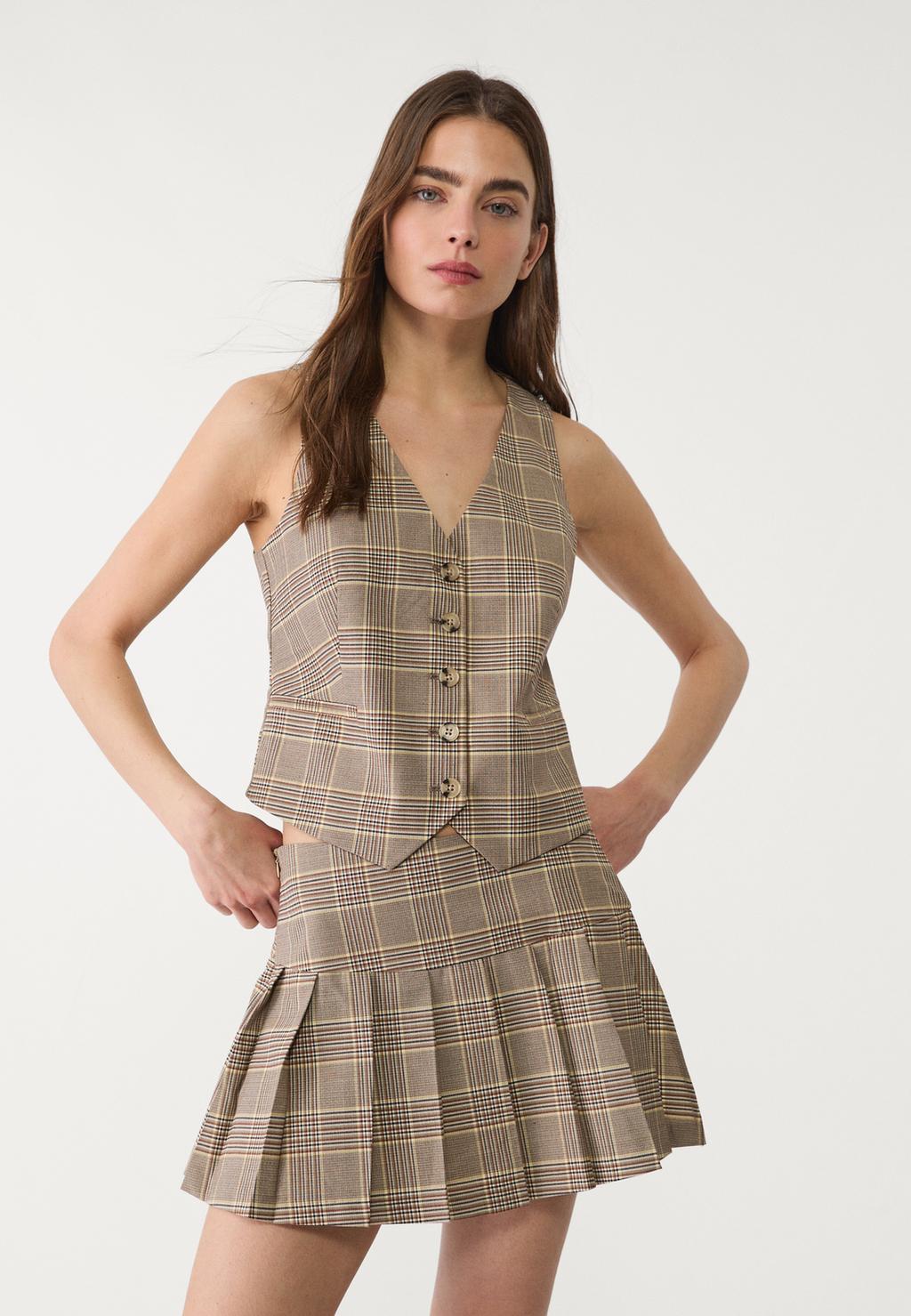 Short check waistcoat