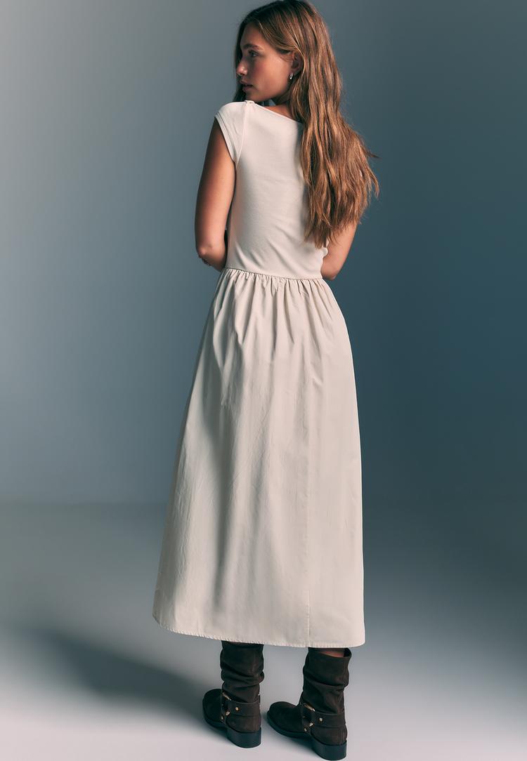 vestido midi combinado