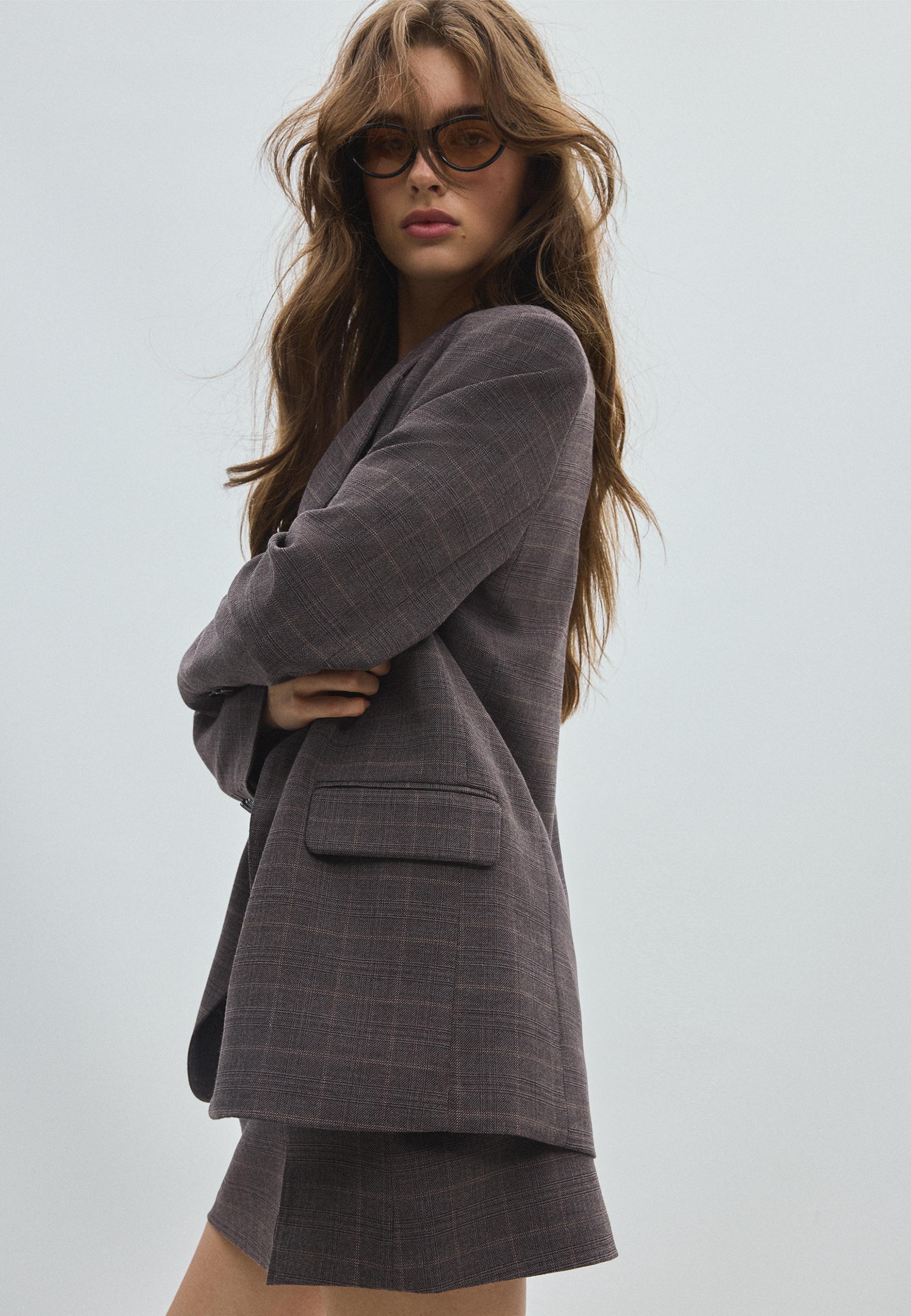 Asymmetric check blazer — Beige