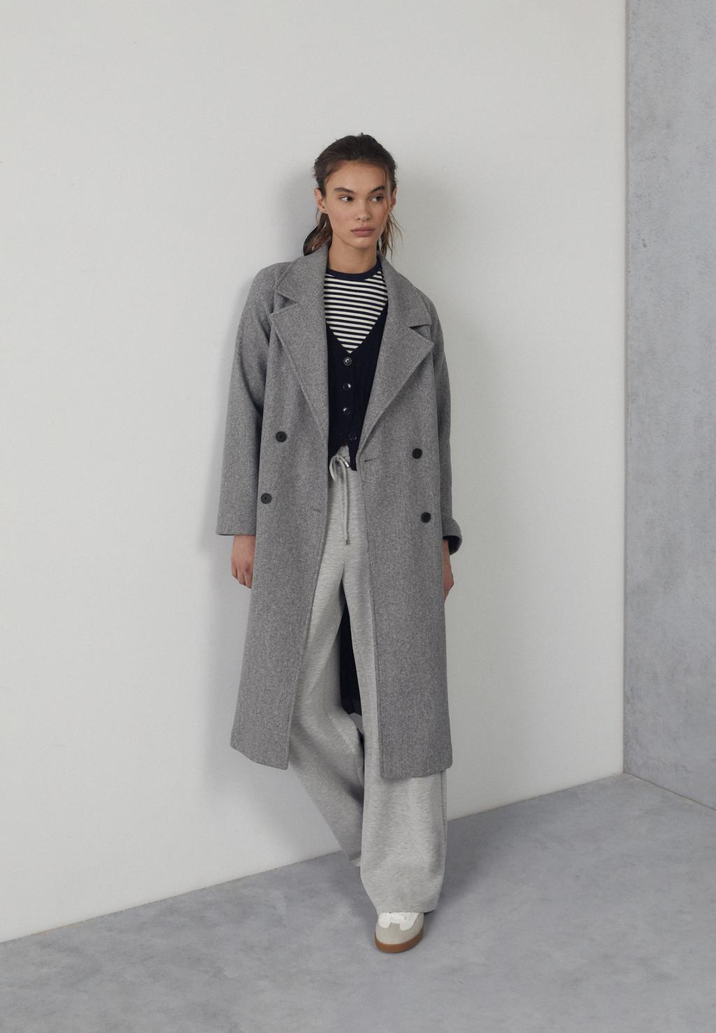 Abrigo trench tacto suave