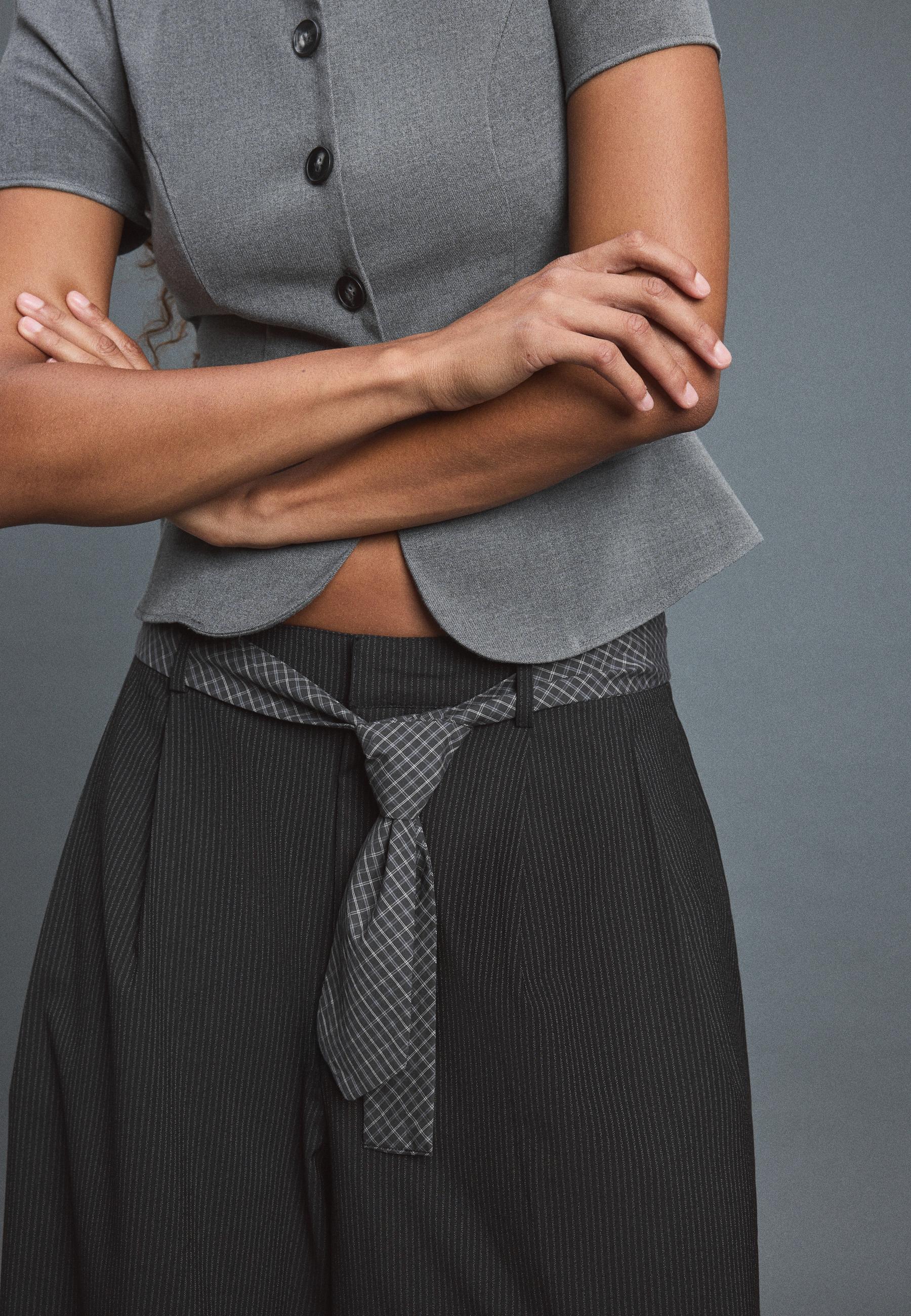 Voluminous tie-detail sarouel trousers — Black