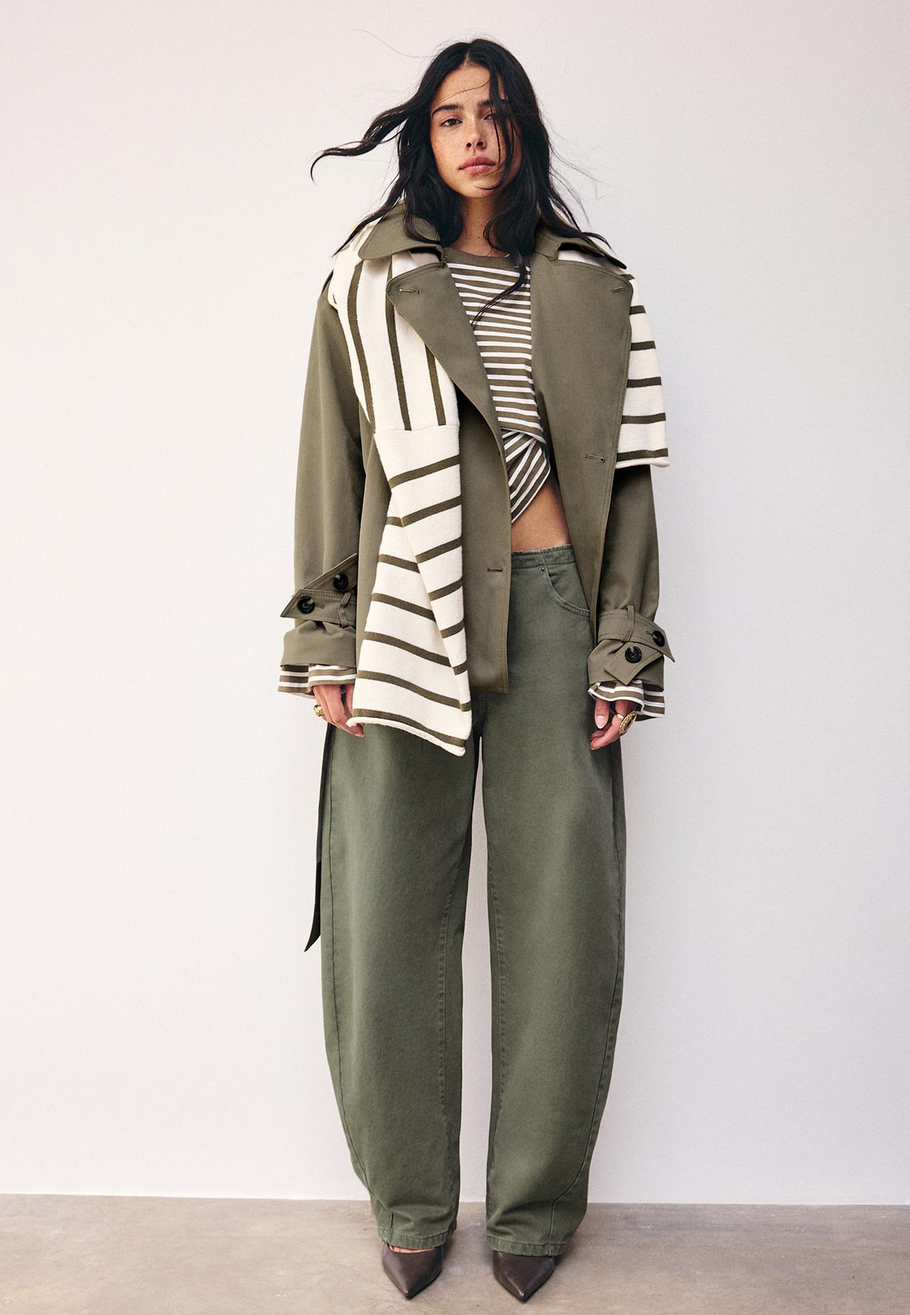 Regular high neck trench coat — Beige