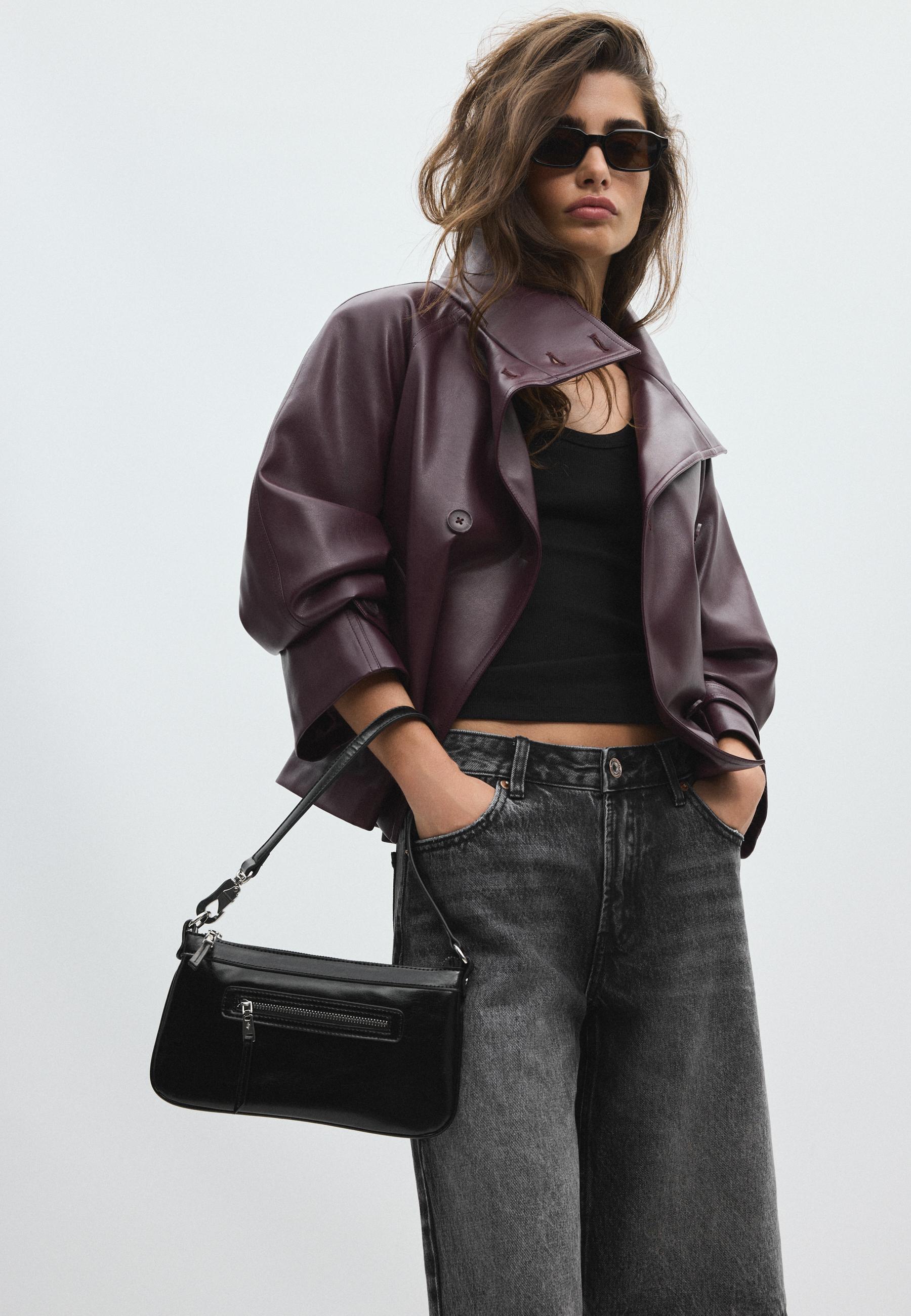 Lobster clasp shoulder bag — Black