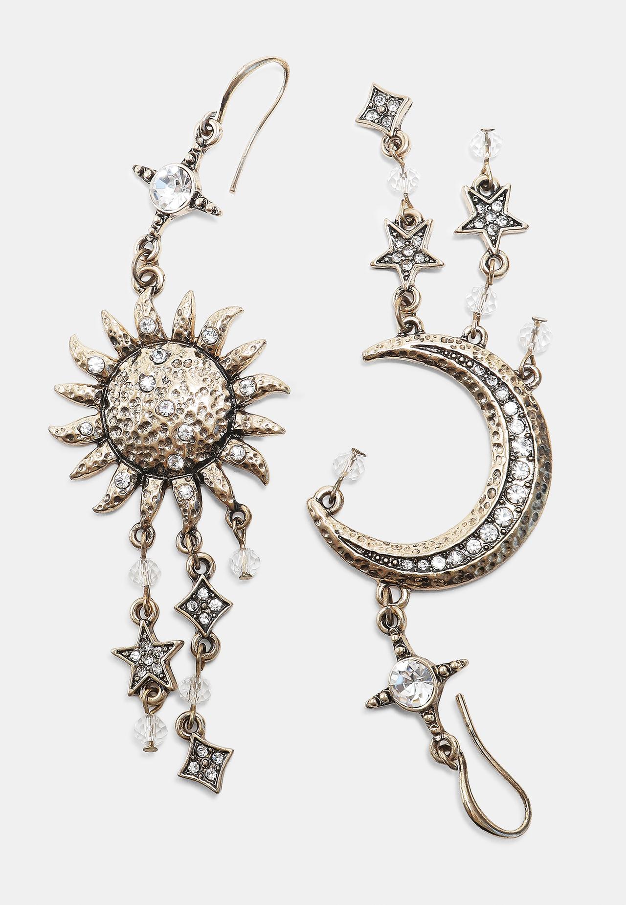 Mismatched sun and moon earrings — Gold