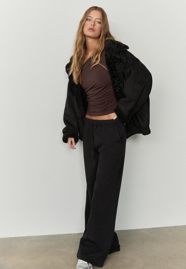 tshirt collo asimetrico