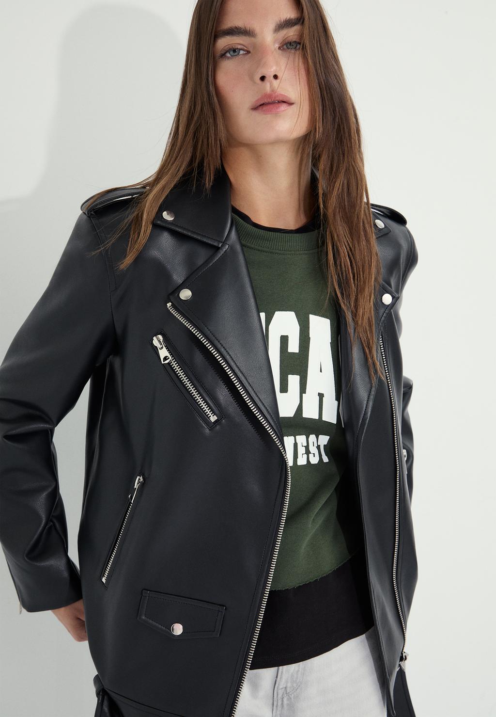 Cazadora biker oversize efecto piel