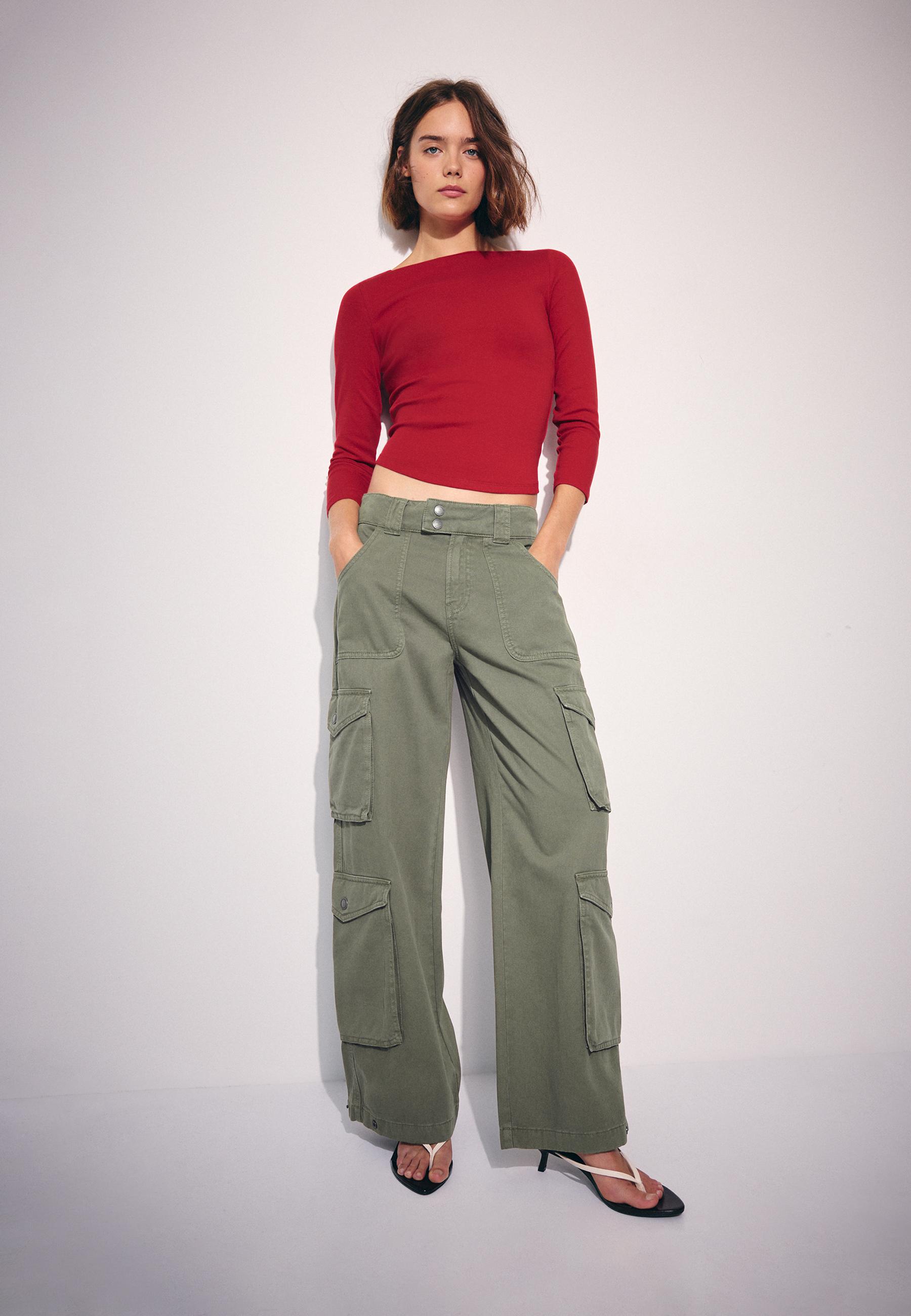 Boat neck basic T-shirt — Red