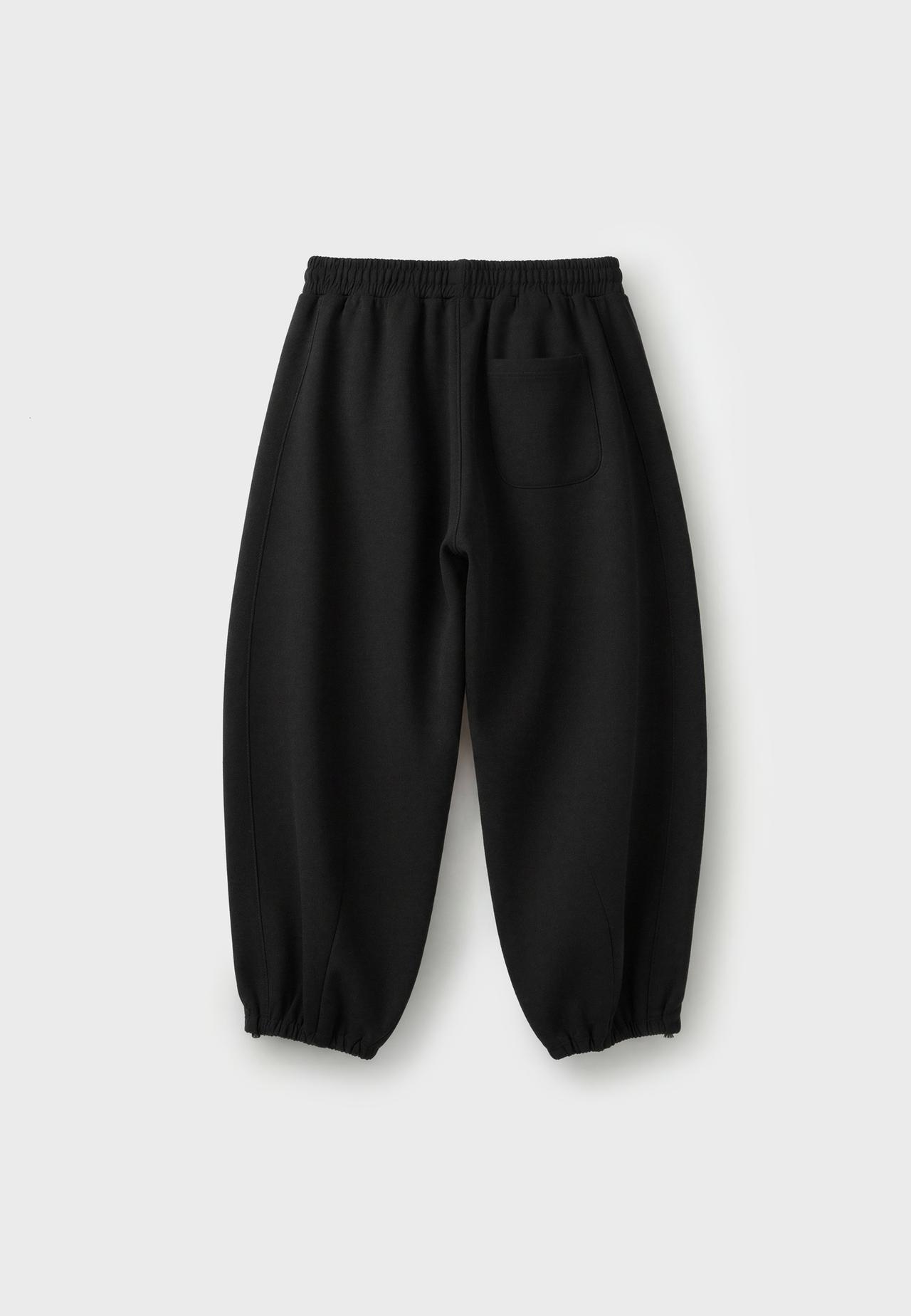 Balloon jogger trousers with stoppers — Black