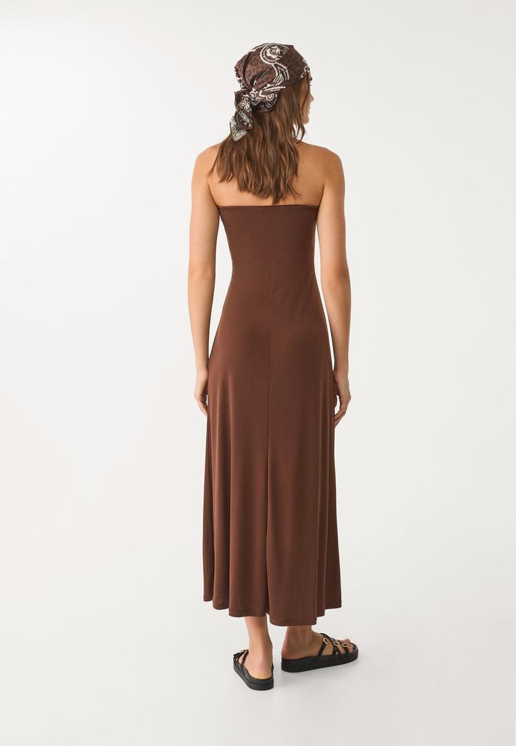 vestido midi evase hombros descubiertos