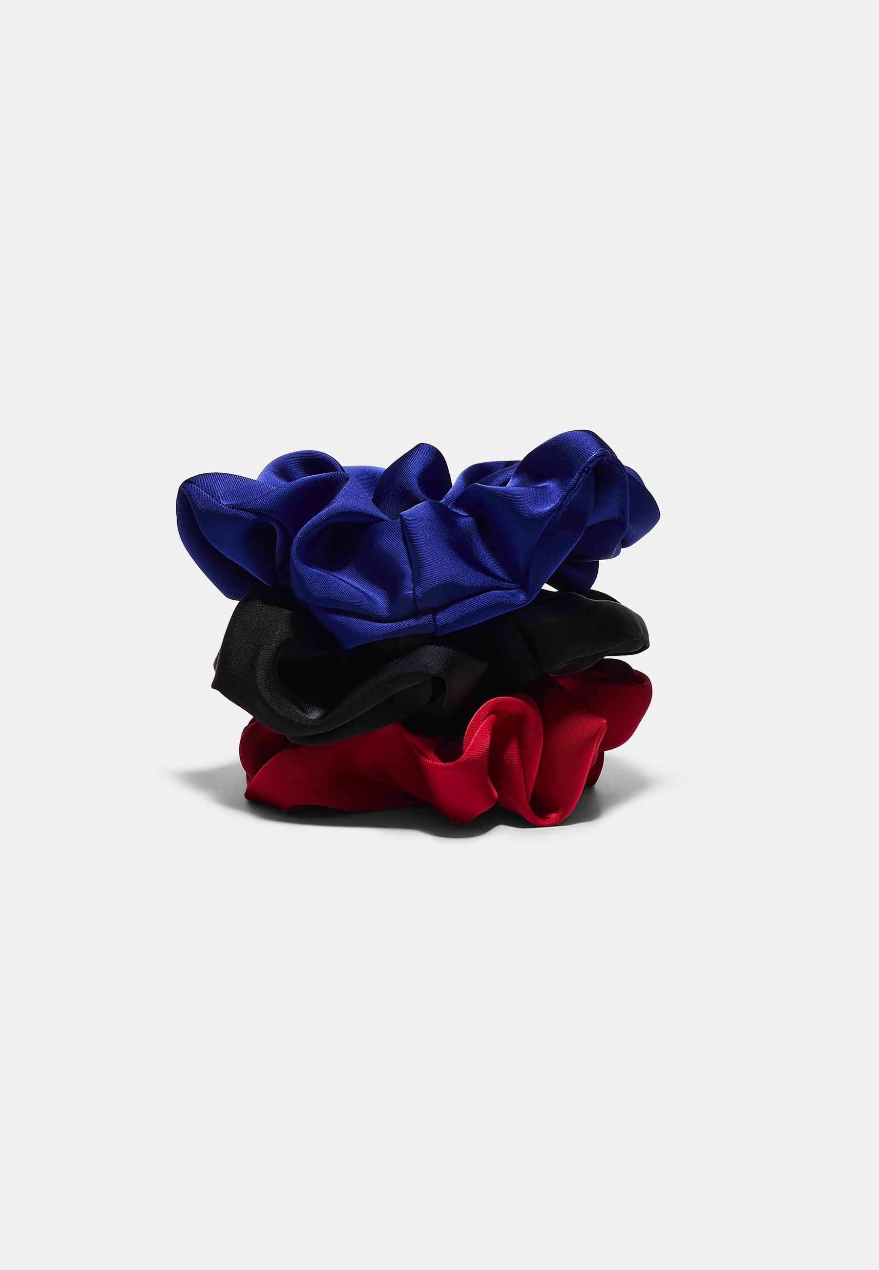 Set of 3 scrunchies — Electric blue (alternate view)