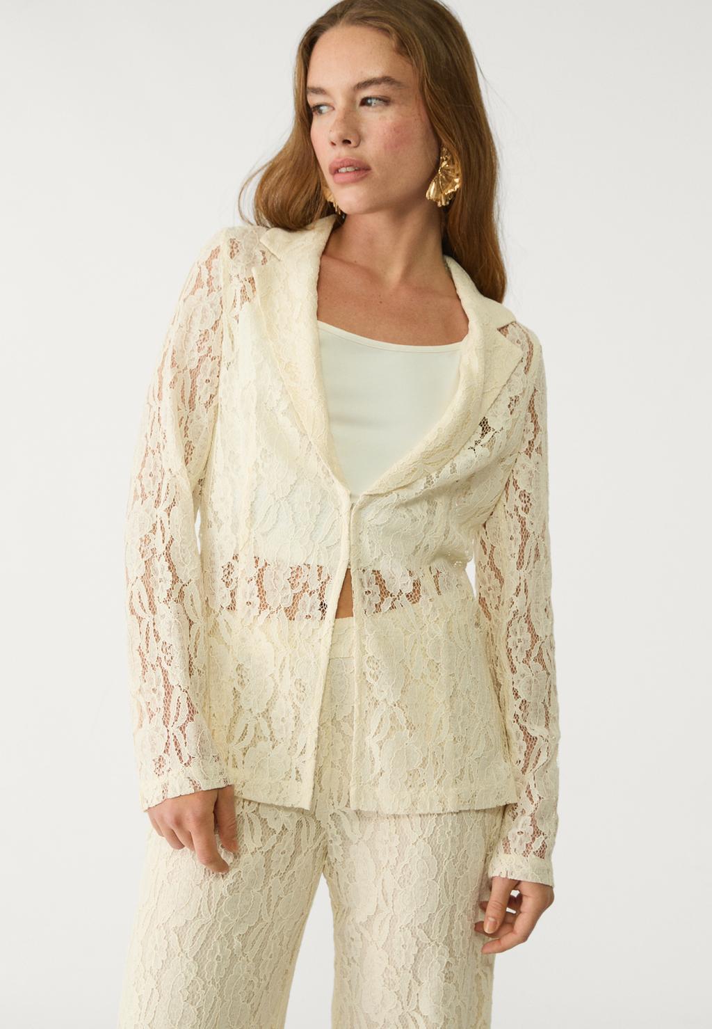 Flowing lace blazer