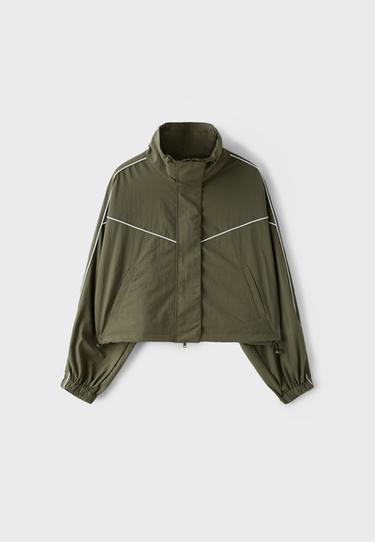 Technical windbreaker — Khaki 8