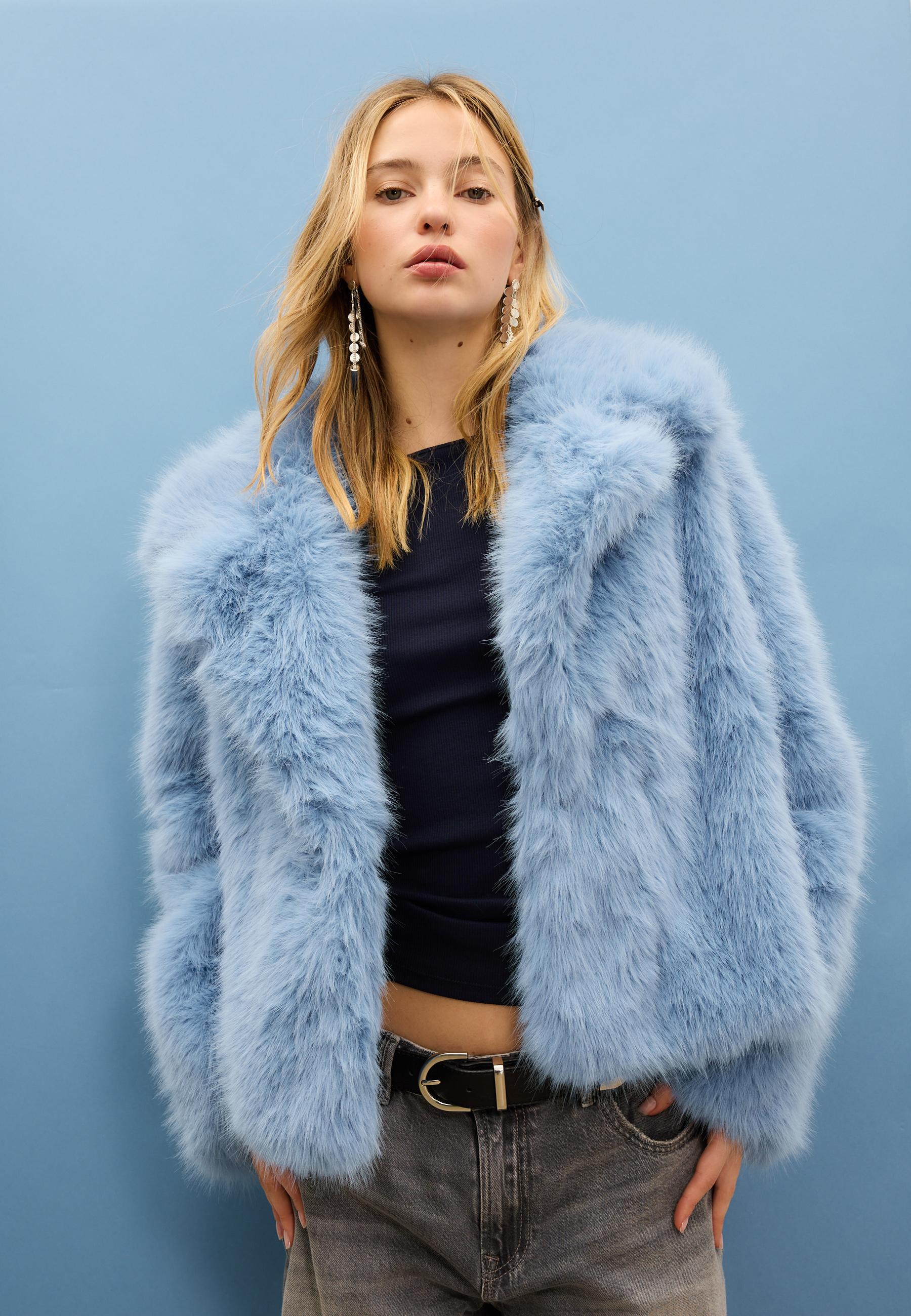 Faux fur jacket with lapel - Women's fashion | Stradivarius Azerbaijan