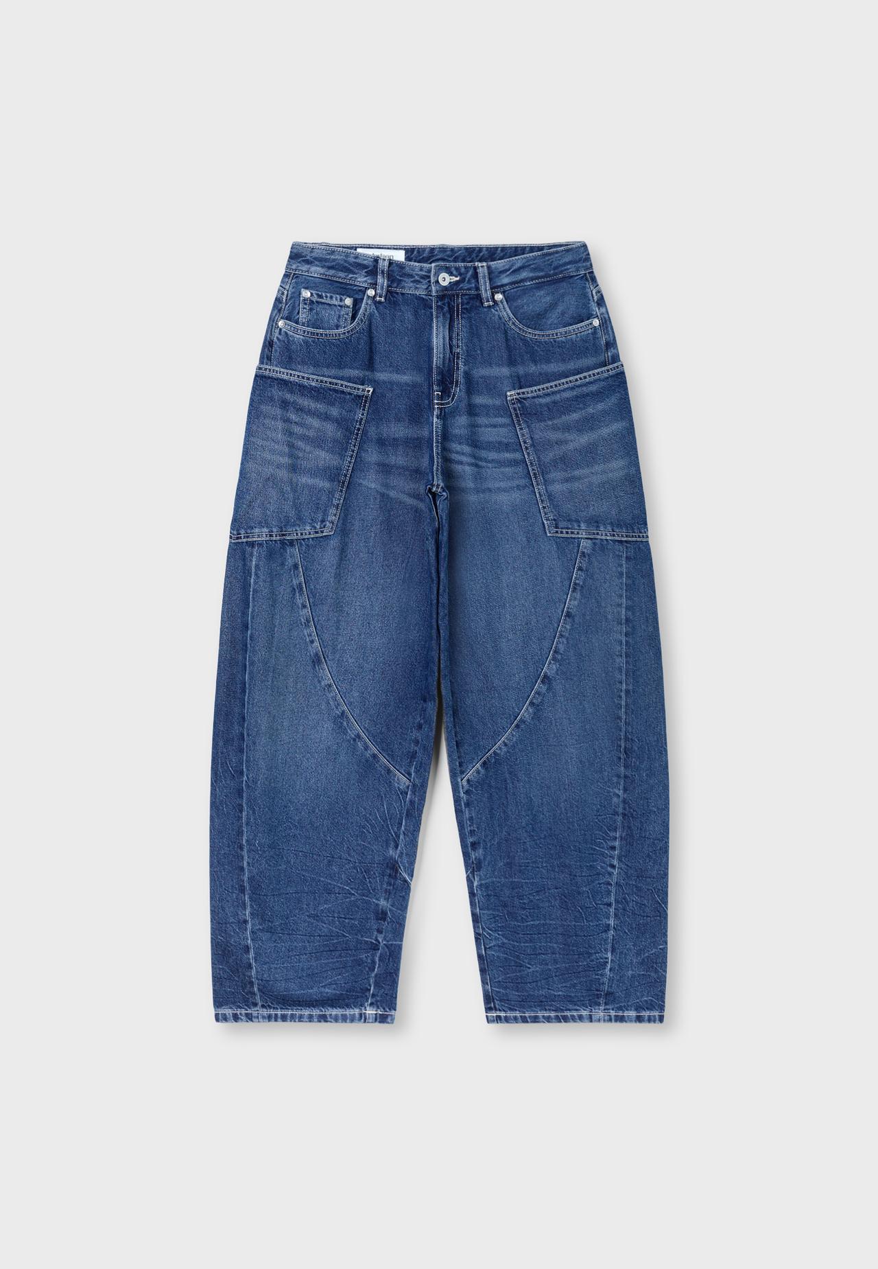 Low-rise barrel jeans with pockets — MEDIUM BLUE DENIM