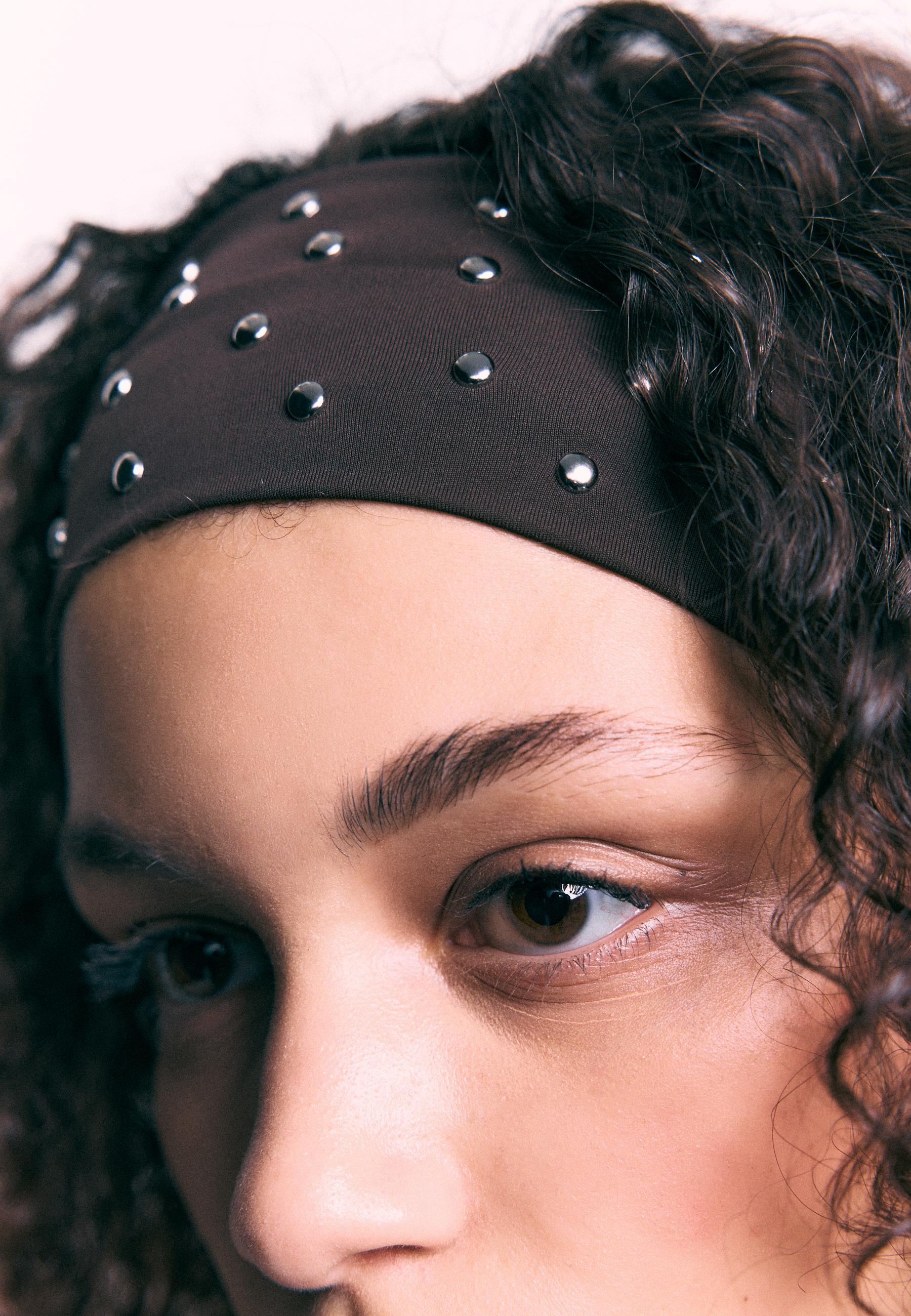 Set of 2 fur headbands with studs — Black