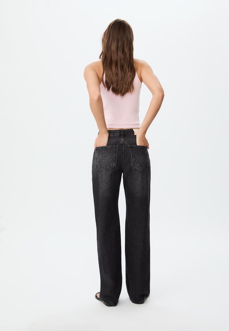 straight-fit-jeans-mit-weitem-bein-d92