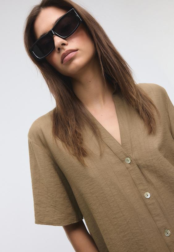 Stradivarius Button-Up Flowing Shirt Brown M