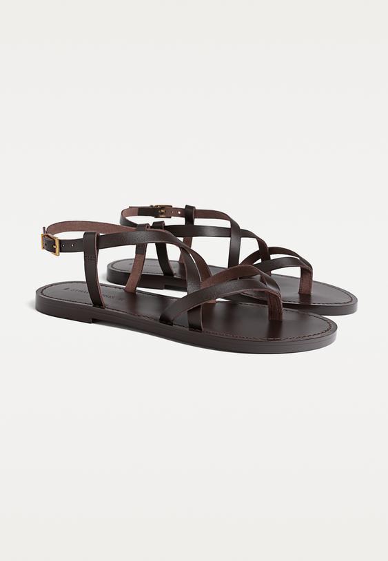 sandalias planas piel tiras